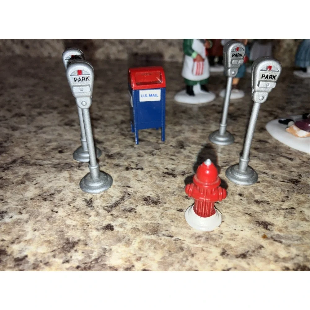 Dept 56‎ Village People Collection Accessories Figures Lot 24